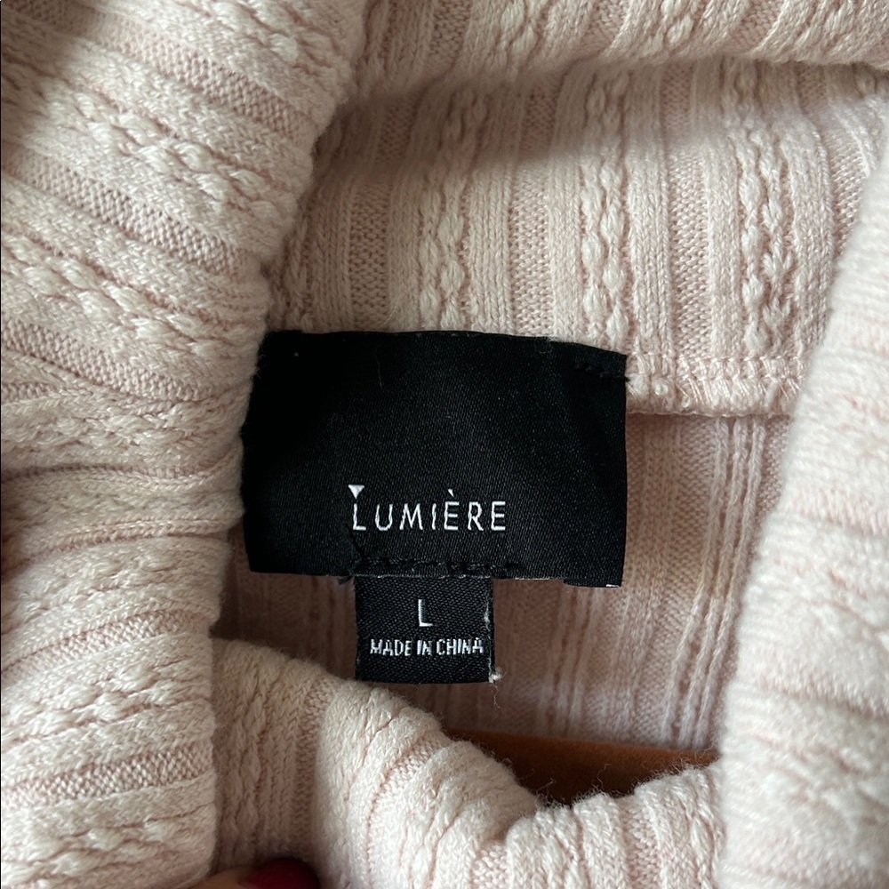 Cozy Cropped Turtleneck Sweater - Picture 3 of 6